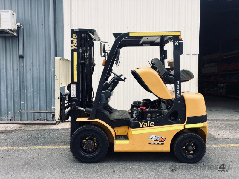 Used Diesel 2000kg Forklift